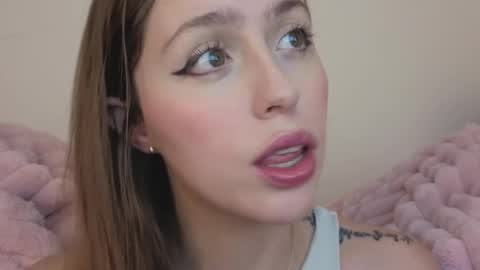     online show from September 2025 03:52:01 AM