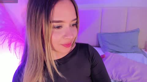 SOFIA PAMELA online show from March 2025 10:20:01 PM