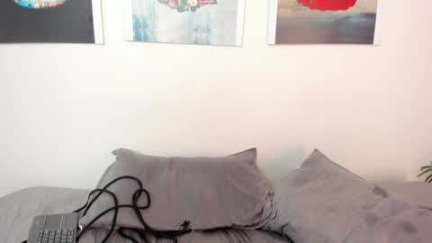 Snapshot of sofia_riveraa chatting on January 2025 11:43:02 PM SOFIA online show from January 2025 11:43:02 PM