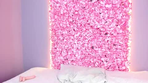 Snapshot of sofia_riveraa chatting on February 2025 07:48:02 PM SOFIA online show from February 2025 07:48:02 PM