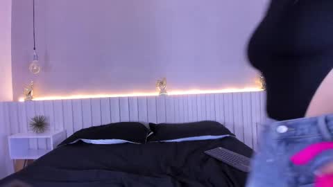 Snapshot of sofia_riveraa chatting on February 2026 06:56:02 PM SOFIA online show from February 2026 06:56:02 PM