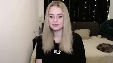 sofia_rosemary online show from December 2024 11:19:01 AM