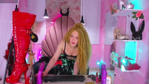 Sofia online show from December 2024 02:22:02 PM