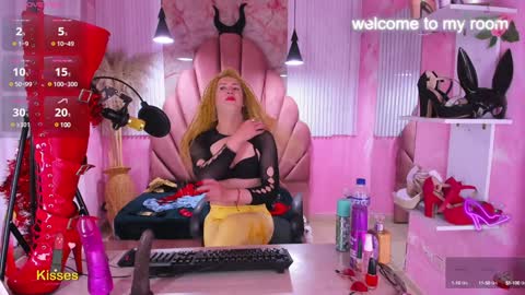 Sofia online show from January 2025 03:29:02 PM