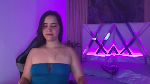 Sofia Saenz online show from December 2025 08:59:02 PM