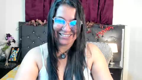 Snapshot of sofia_sorceress chatting on November 2025 12:16:02 AM sofia_sorceress online show from November 2025 12:16:02 AM