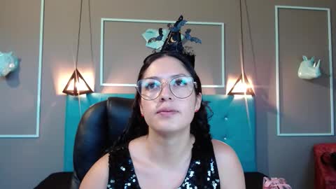 Sofa online show from October 2025 11:09:02 AM