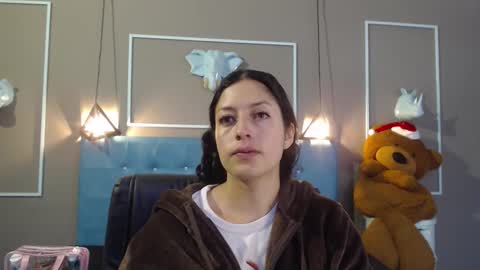 Sofa online show from December 2025 11:19:01 AM