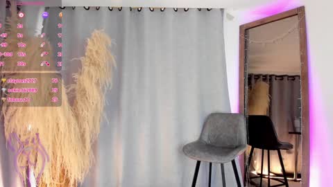 Sofia Wilson online show from January 2025 08:58:02 PM