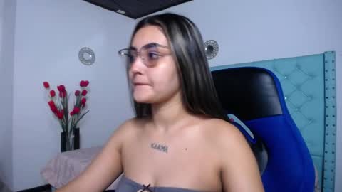 Sofia online show from April 2026 12:13:01 PM