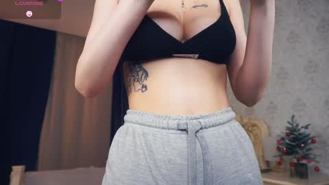 Hi My name is Sofia Welcome to my room Please thumbs up - its important online show from December 2025 06:22:01 AM