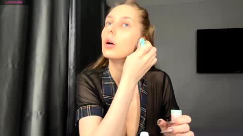 Snapshot of sofiabruno chatting on February 2026 04:11:01 AM Hi My name is Sofia Welcome to my room Please thumbs up - its important online show from February 2026 04:11:01 AM