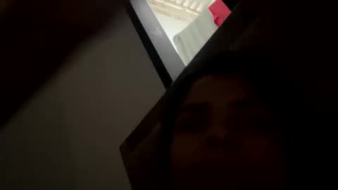 Danna Sofia online show from November 2025 11:32:01 AM