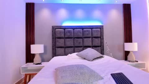 Sofia caramel online show from October 2025 08:51:01 PM