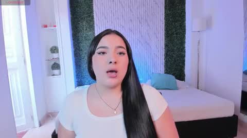 Sofia caramel online show from November 2025 04:29:01 PM