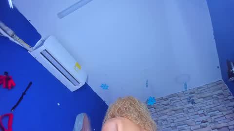 sofiacastillo01 online show from March 2025 06:56:01 PM