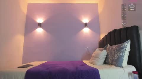 Sofia online show from February 2025 04:17:02 AM