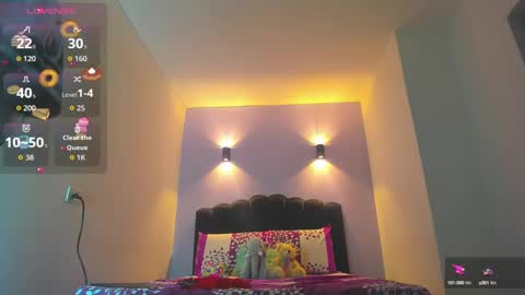 Sofia online show from September 2025 04:14:02 AM