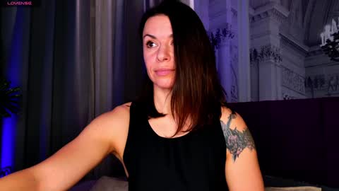 Sofia online show from January 2025 03:23:02 PM