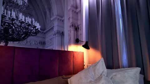 Sofia online show from January 2025 01:36:02 PM