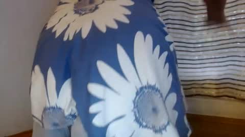 Snapshot of sofialenis chatting on April 2026 01:02:01 PM SofiaLenis online show from April 2026 01:02:01 PM