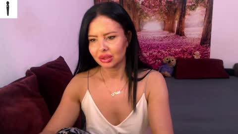 sofialiub online show from December 2024 10:25:02 PM