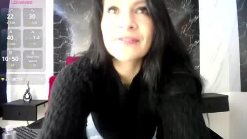 Snapshot of sofiamoreno_ chatting on April 2026 02:17:02 PM Sofia online show from April 2026 02:17:02 PM