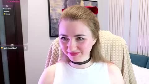 Sofia online show from February 2026 01:21:01 AM