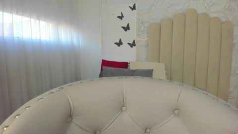 Sofia  online show from January 2025 12:35:01 PM