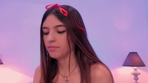 Sofia  Help me reach 5K followers  online show from November 2025 09:13:02 PM