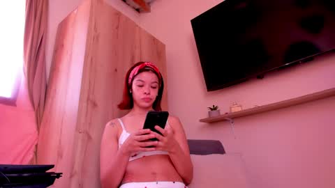 sofiavelez01 online show from May 2026 04:24:01 PM
