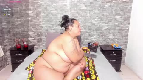 Vicky  online show from January 2025 09:41:01 AM