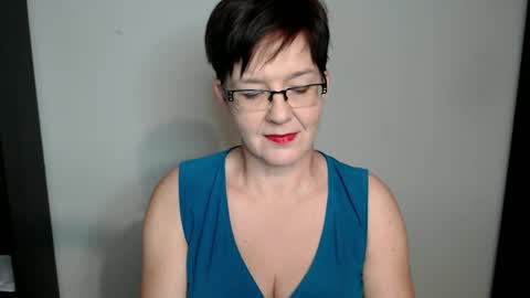 Sofie Velvet online show from December 2024 06:00:02 PM