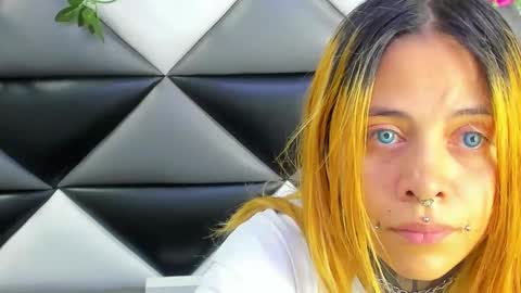 sofii_anal_ online show from October 2025 03:01:02 AM