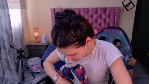 sofii_cute01 online show from February 2026 02:09:01 PM