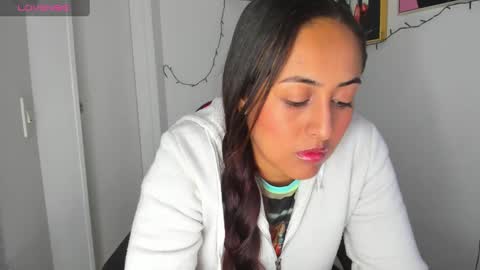 sofiia rodriguez online show from February 2025 02:01:01 PM