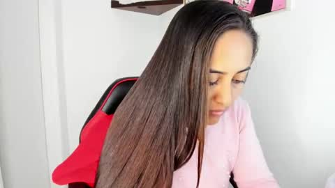 sofiia rodriguez online show from October 2025 12:17:01 PM