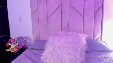 Snapshot of sofiia_rubb chatting on January 2025 06:43:02 AM Sofia online show from January 2025 06:43:02 AM