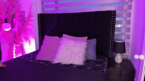 Snapshot of sofiia_rubb chatting on March 2025 10:56:02 AM Sofia online show from March 2025 10:56:02 AM