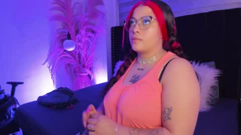 Snapshot of sofiia_rubb chatting on October 2025 04:33:01 AM Sofia online show from October 2025 04:33:01 AM