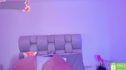 Sofia online show from February 2025 02:00:01 PM