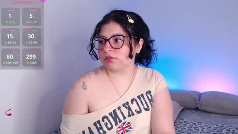 Lau  online show from April 2026 08:50:01 PM