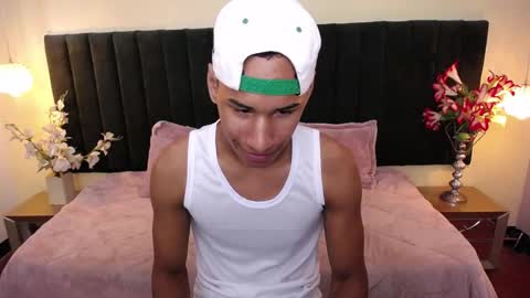 Cam and Amy online show from October 2025 08:14:02 PM