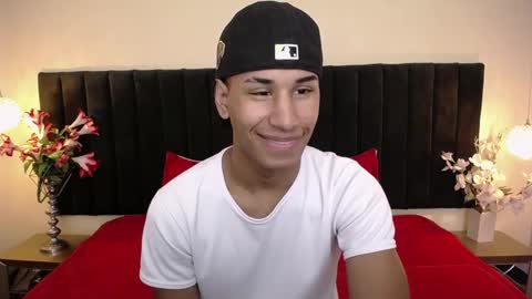 Cam and Amy online show from March 2026 07:53:02 PM