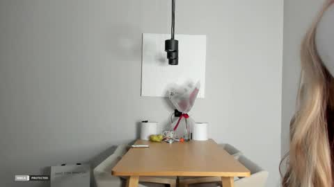 kitty katy online show from April 2026 08:06:01 PM