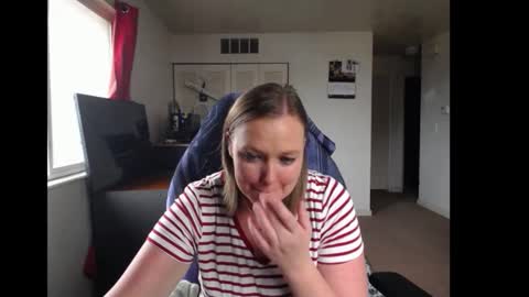 Rose online show from November 2025 08:24:02 PM