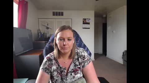 Rose online show from November 2025 07:57:01 PM