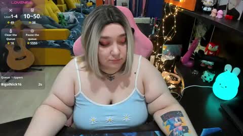 Sofie online show from February 2025 05:05:02 AM