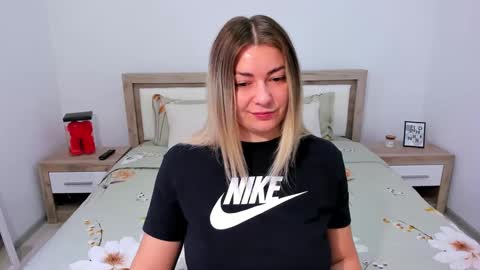 Softpleasurex online show from December 2024 07:58:01 AM