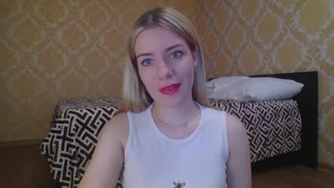 Snapshot of softy_aura chatting on May 2026 12:20:01 PM softy_aura online show from May 2026 12:20:01 PM